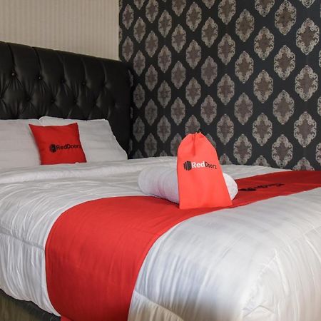 Reddoorz Apartment @ Serpong Green View Tangerang Exterior photo